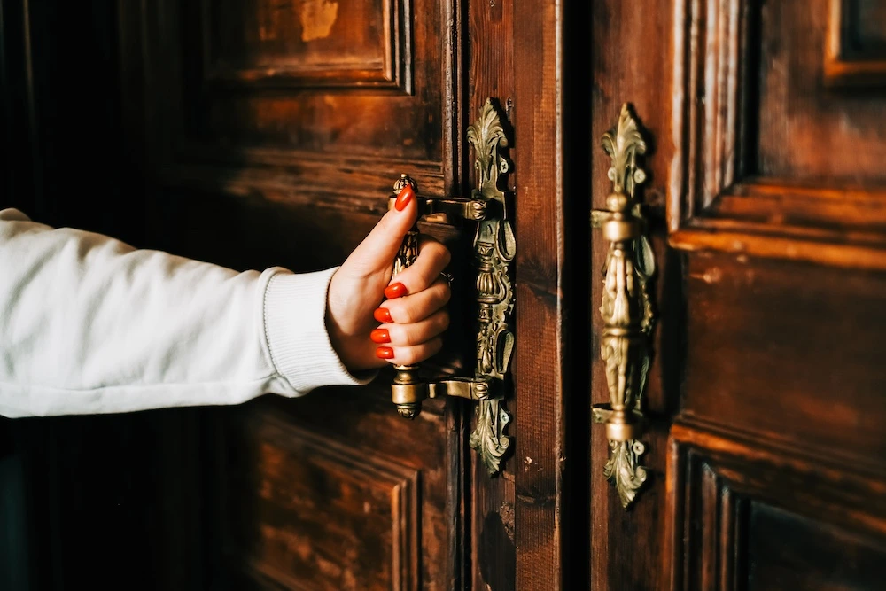 Vierkanthof umbauen Österreich Diskretion