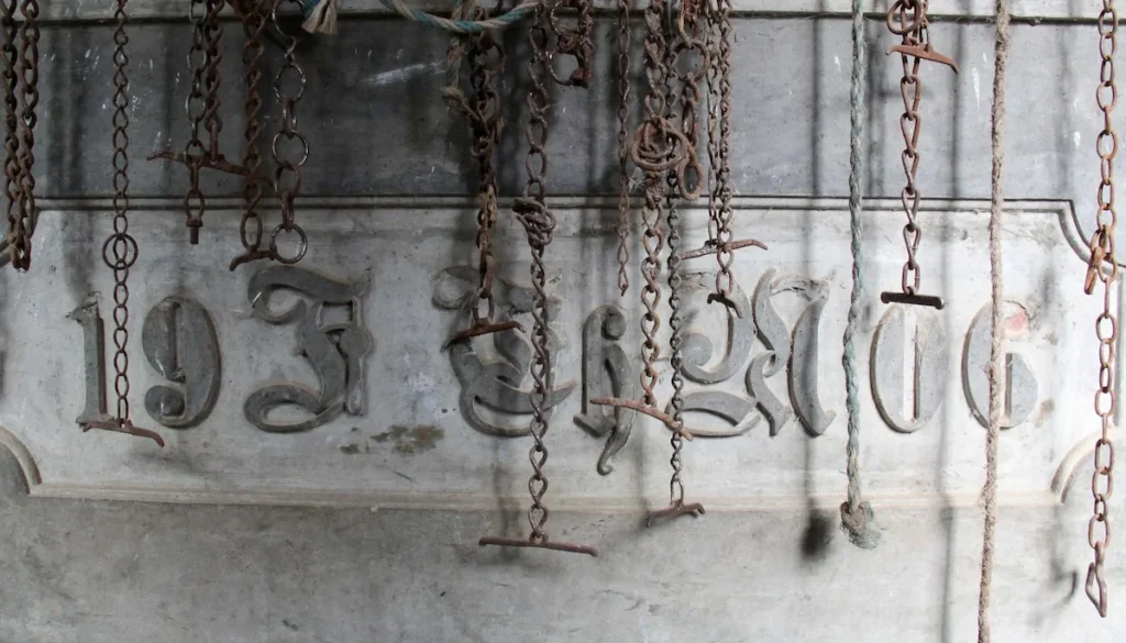 Vierkanthof umbauen Beton